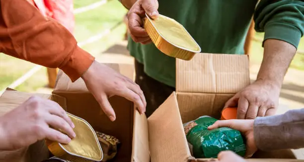 Solidarietà in Sardegna: torna la Colletta Alimentare