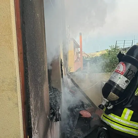 Paura a Maracalagonis: Vigili del Fuoco in azione per salvare tre persone