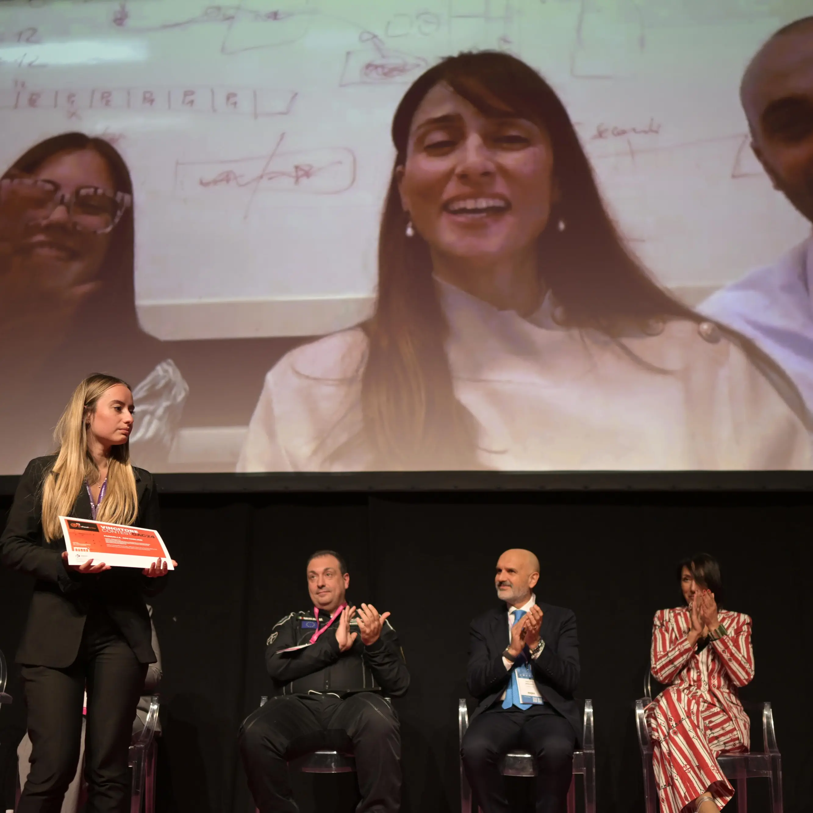 Intelligenza artificiale ed emicrania: un progetto sardo vince a Firenze