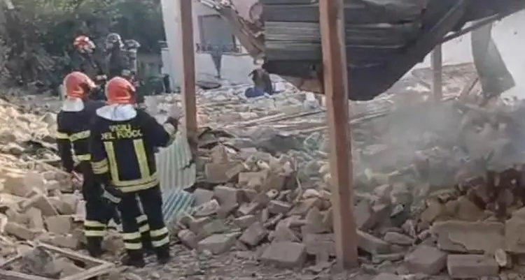 Esplode fabbrica abusiva di fuochi d'artificio a Ercolano, tre vittime