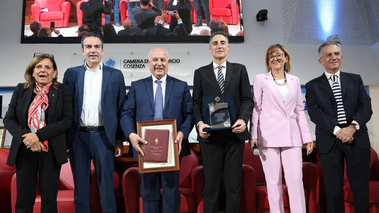 Premio Nazionale “Antonio Serra”: L’Eccellenza accademica italiana protagonista a Cosenza