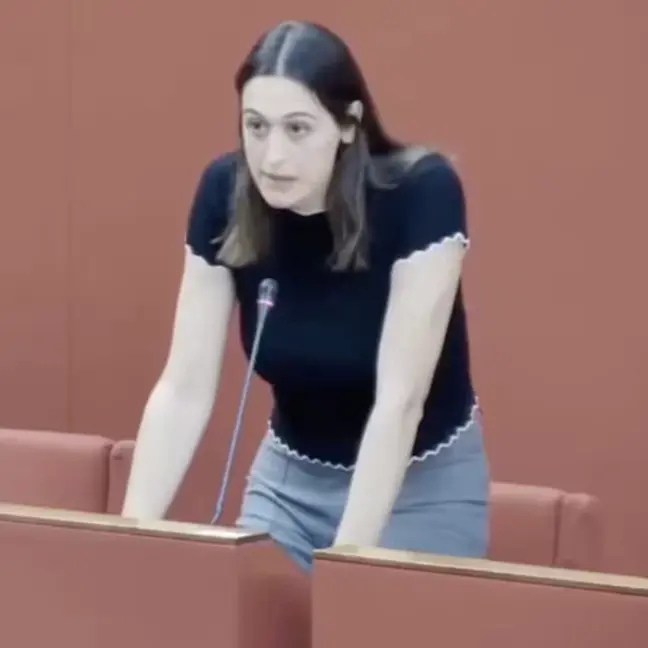 La consigliera Francesca Ghio denuncia abusi subiti a 12 anni: \"La mia forza grazie a Giulia Cecchettin\"