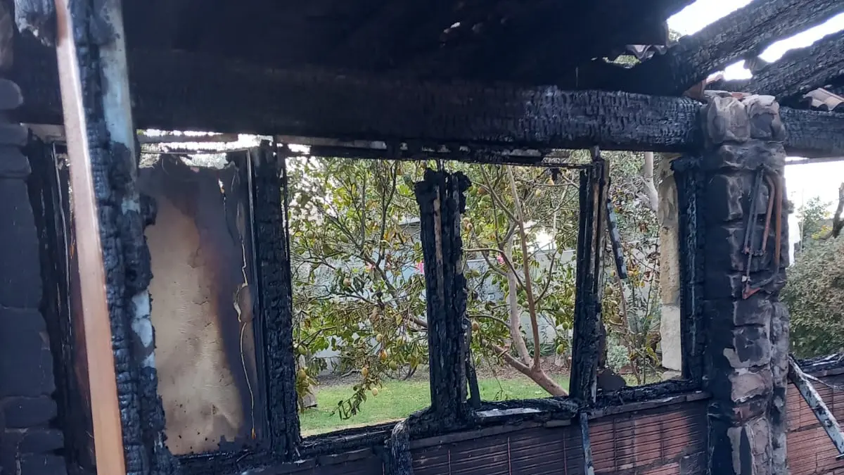 Incendio a Senorbì, in fiamme la casa di un agente di Polizia locale