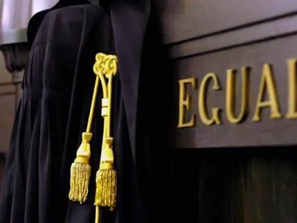 Il tribunale di Granada ordina a Juana Rivas di restituire il figlio al padre