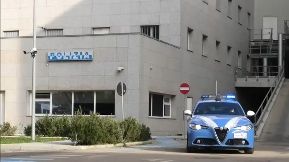 Blitz antidroga tra Sassari e Alghero: 3 arresti e sequestro di stupefacenti e contanti