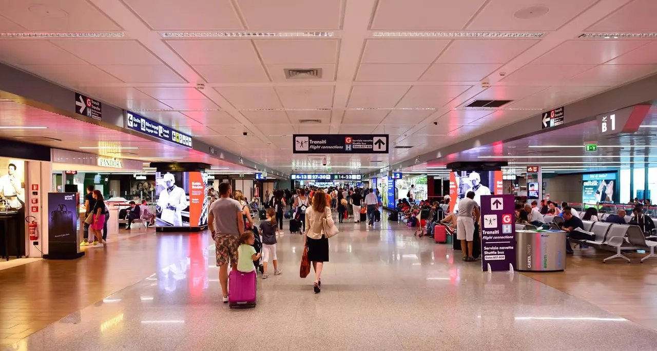 Malattia misteriosa in Congo, l'Italia alza il livello d'attenzione in aeroporti e porti