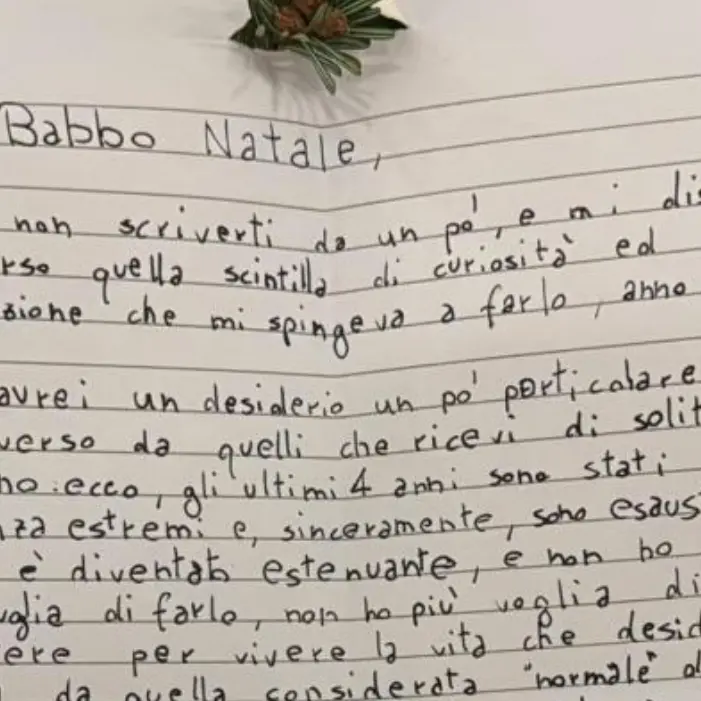 \"Caro Babbo Natale, non voglio più vivere\", il grido d'aiuto di uno studente di Bari