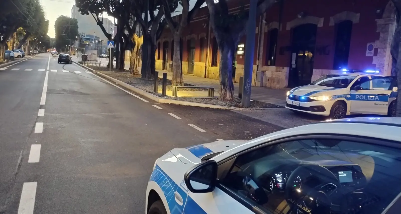 Schianto in auto, conducente ubriaco e senza assicurazione: denunciato