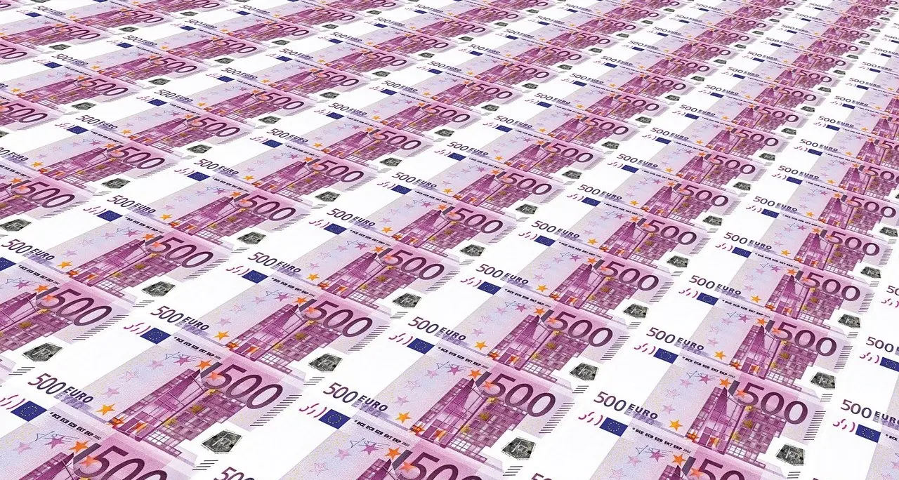 Risparmi, \"Gli italiani posseggono oltre 37mila euro pro-capite\": i dati