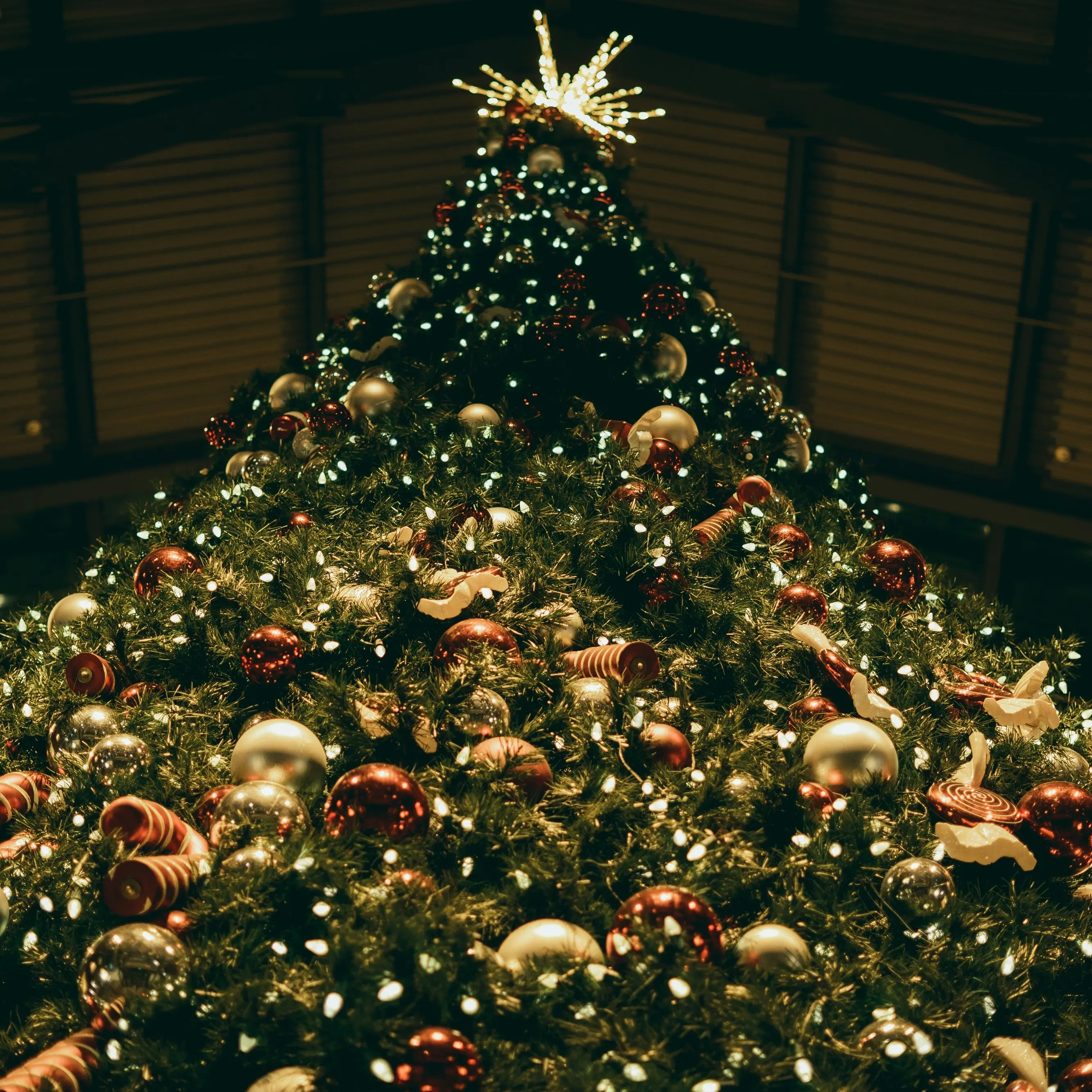 \"Zente de Coros\": la Festa dell'Emigrato anima il Natale a Uri
