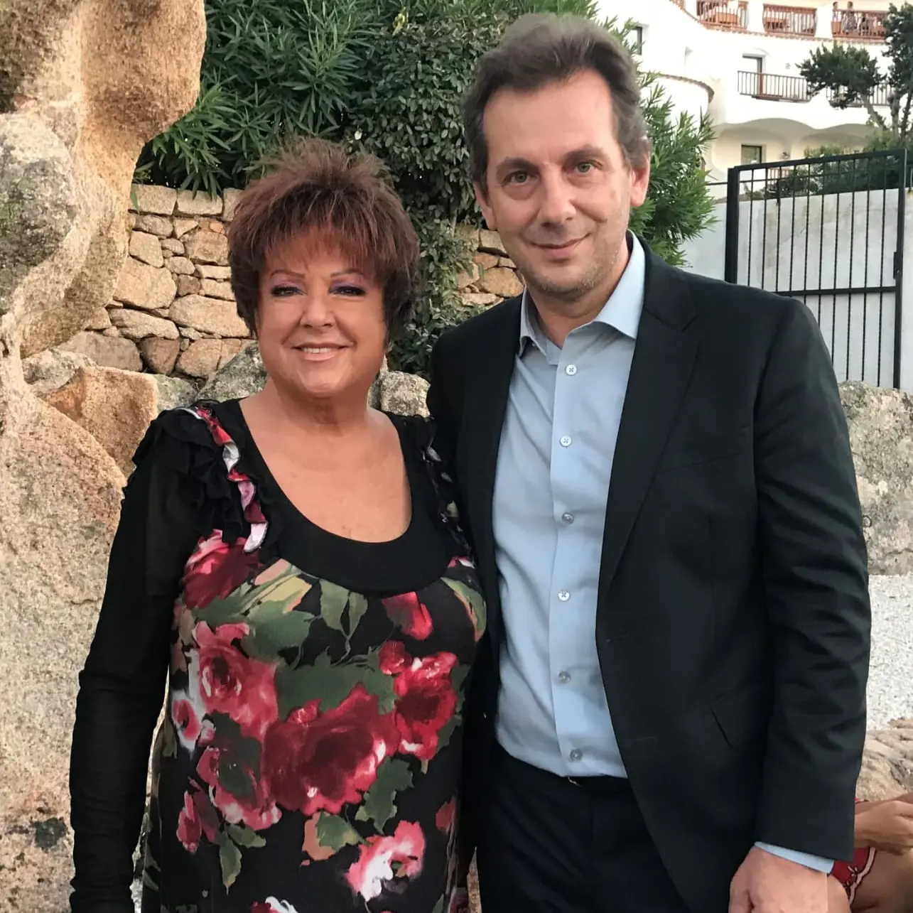 Orietta Berti, la più amata dagli italiani, fa il pieno di applausi alla Fiera di Cagliari