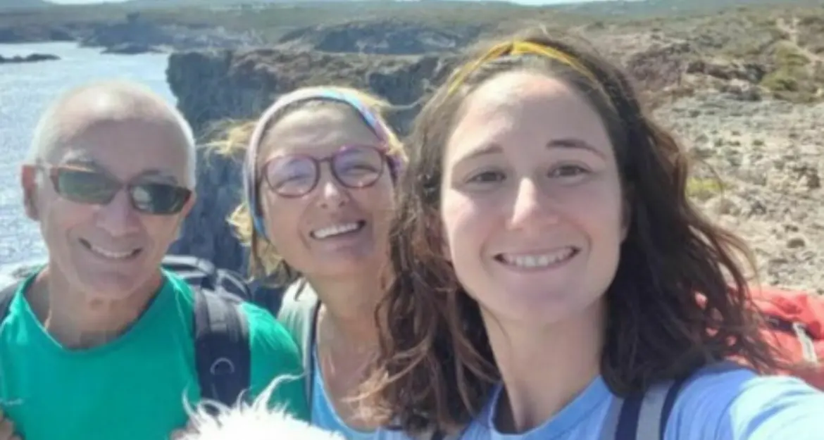 \"Siamo solo ombre\": il grido di dolore di due genitori prima del suicidio