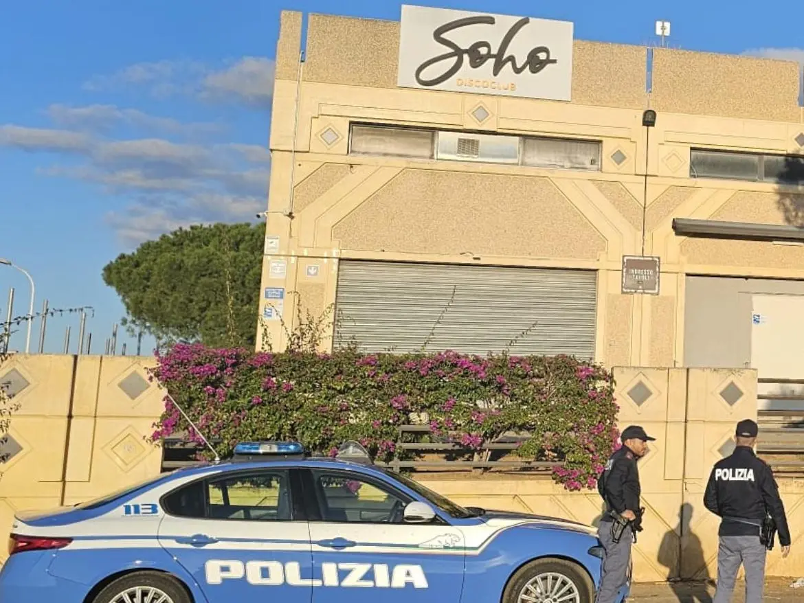 Aggressioni e risse in pochi giorni, il Questore chiude discoteca a Cagliari