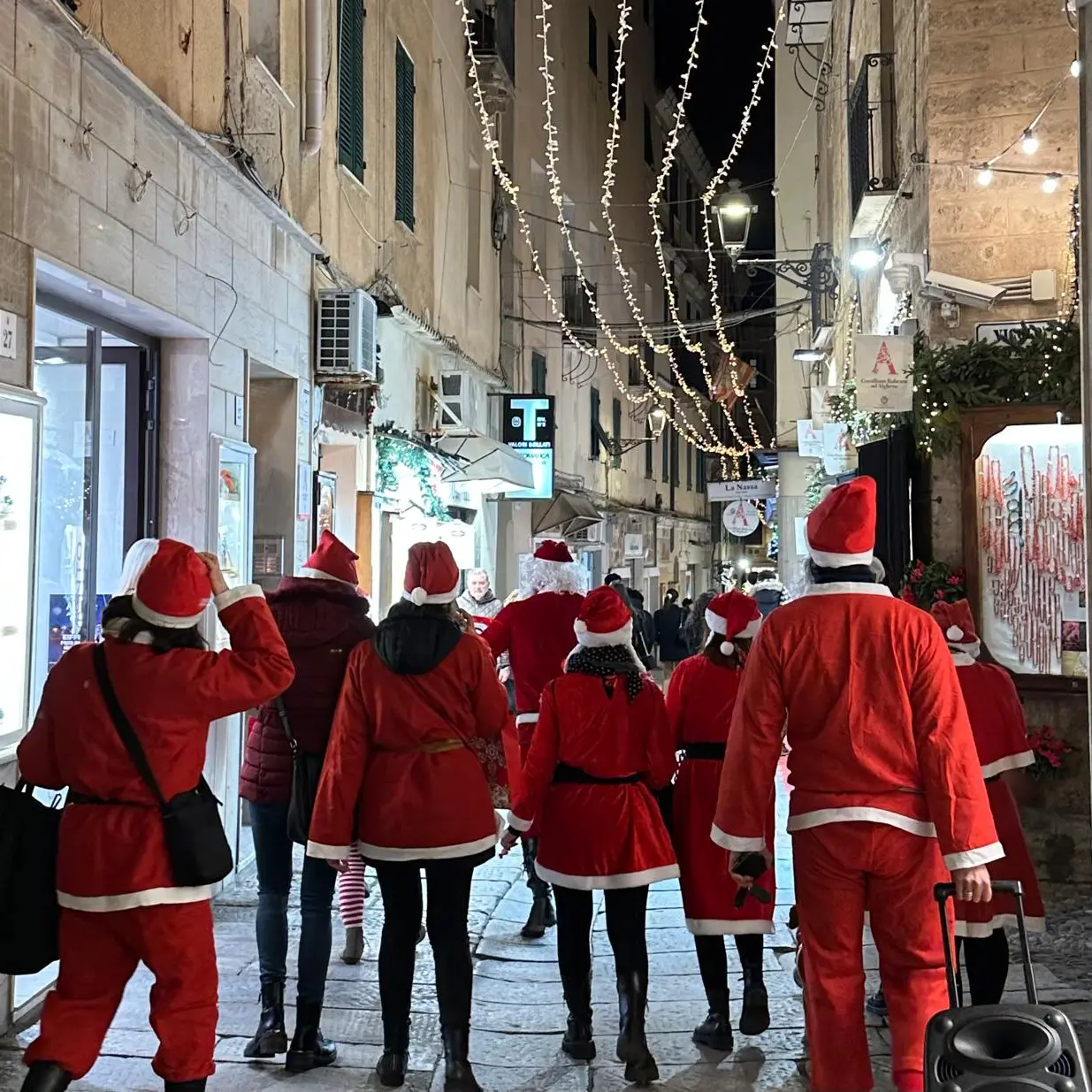 DeeJay Time e Negramaro ad Alghero: orari, accessi e parcheggi