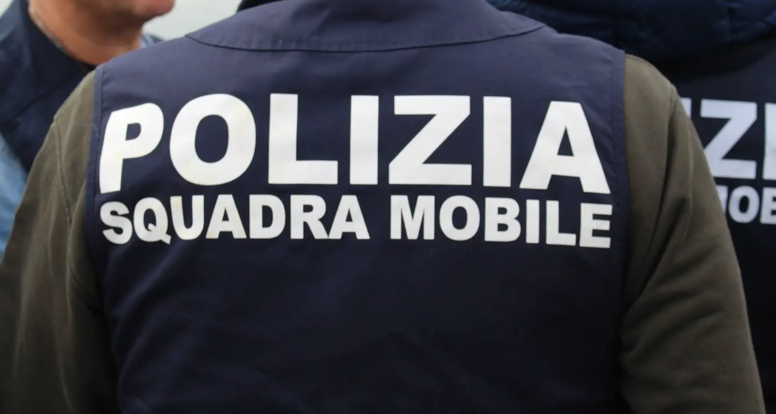 Fine della fuga per un ricercato nell'Oristanese: arrestato dalla Polizia