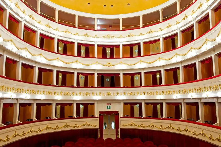 <p>foto: Turismo Sassari</p>\\n