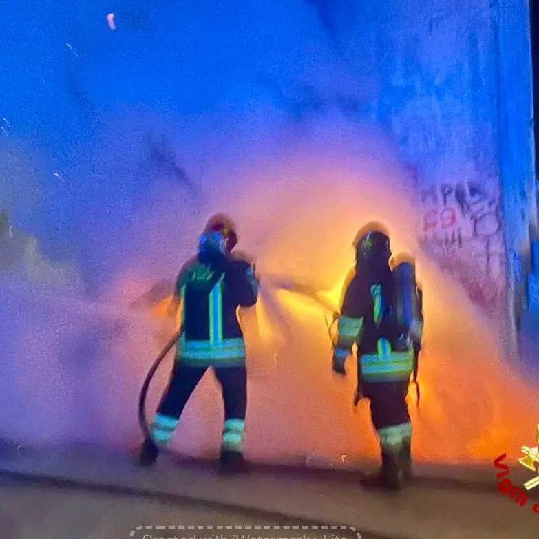 Nuovo incendio d'auto a Sassari: cresce l'allarme tra i cittadini