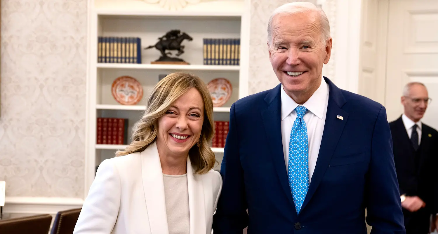 Telefonata tra Meloni e Biden. “Straordinaria collaborazione su tutti i temi”