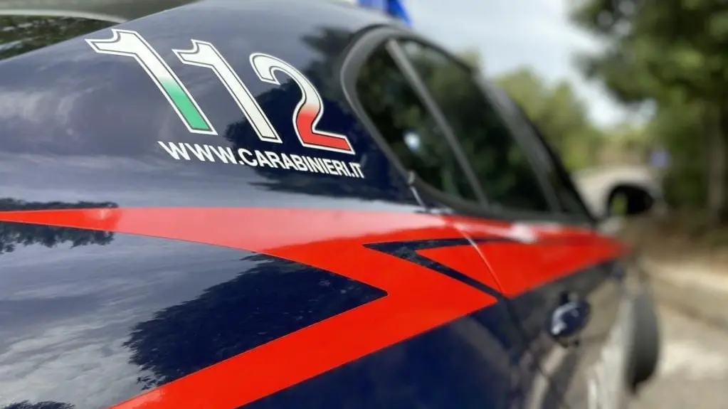 Violento pestaggio in un bar: Daspo e domiciliari per un uomo a Masullas