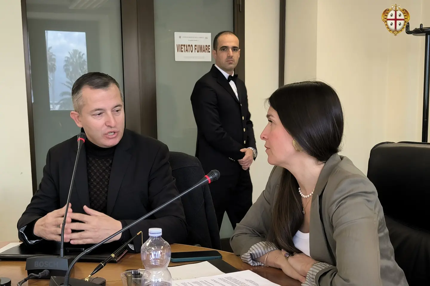 <p>Il sindaco di Tortol\\u00EC, Marcello Ladu, e Camilla Soru (Pd)</p>\\n
