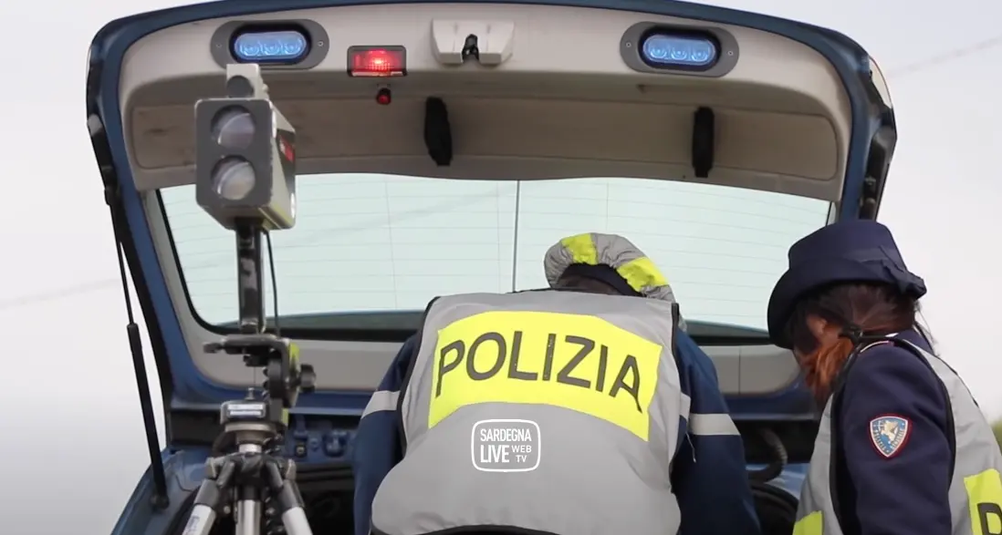 Polizia Stradale Sardegna, il bilancio 2024: in un anno ritirate 2.772 patenti di guida