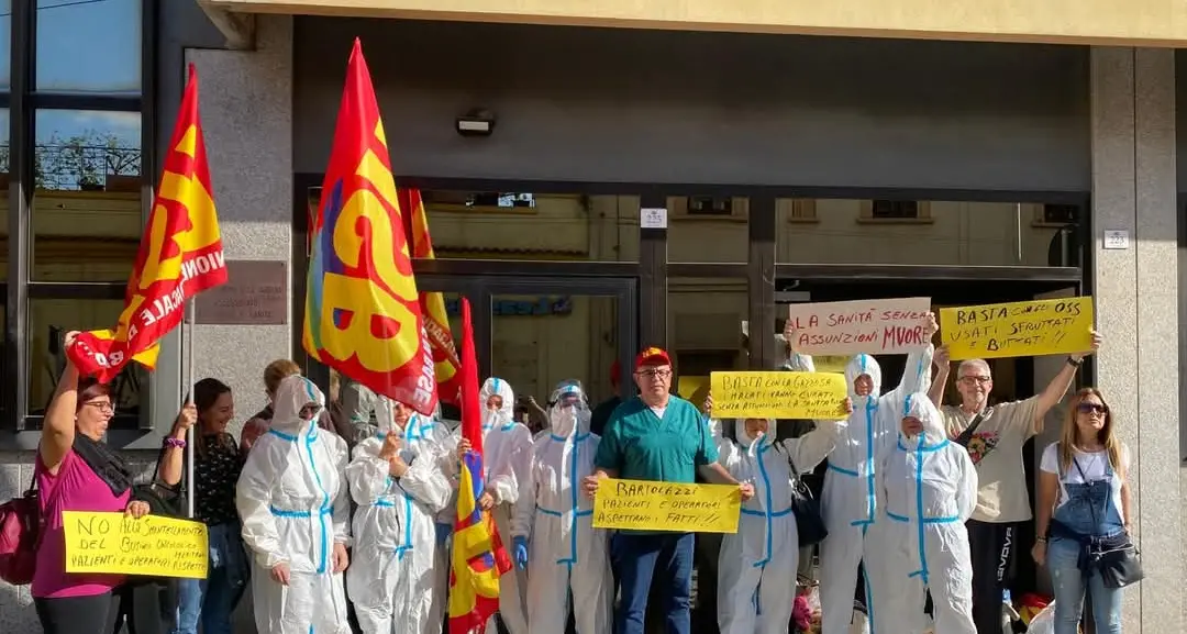 Usb Sanità in piazza: presidio per la stabilizzazione degli OSS a Cagliari