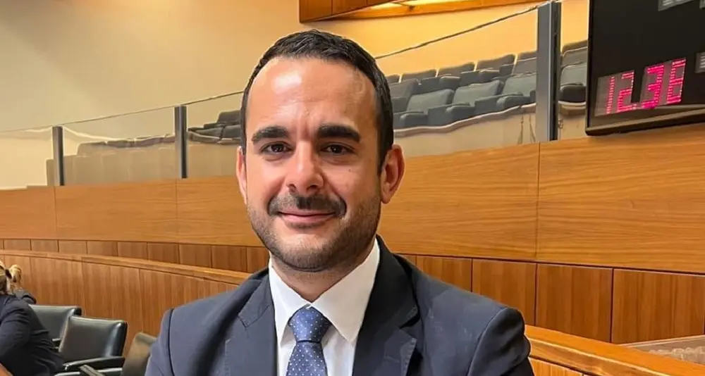 Regione Sardegna, Solinas replica a Truzzu e difende la nomina di Annichiarico