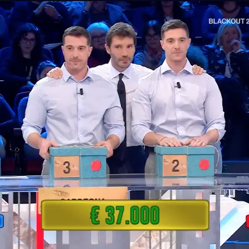 I gemelli di Uri protagonisti ad \"Affari Tuoi\": una serata di emozioni e ricordi