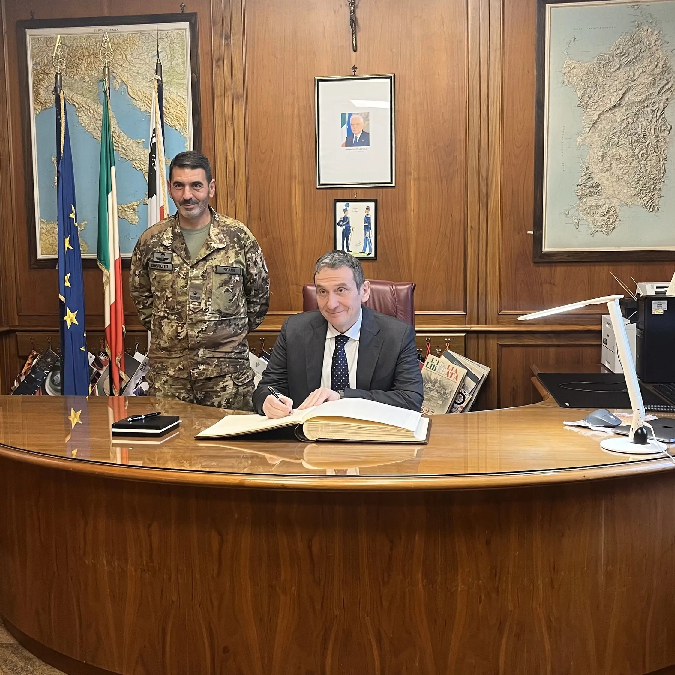 Il Prefetto di Cagliari in visita al Comando Militare dell'Esercito in Sardegna
