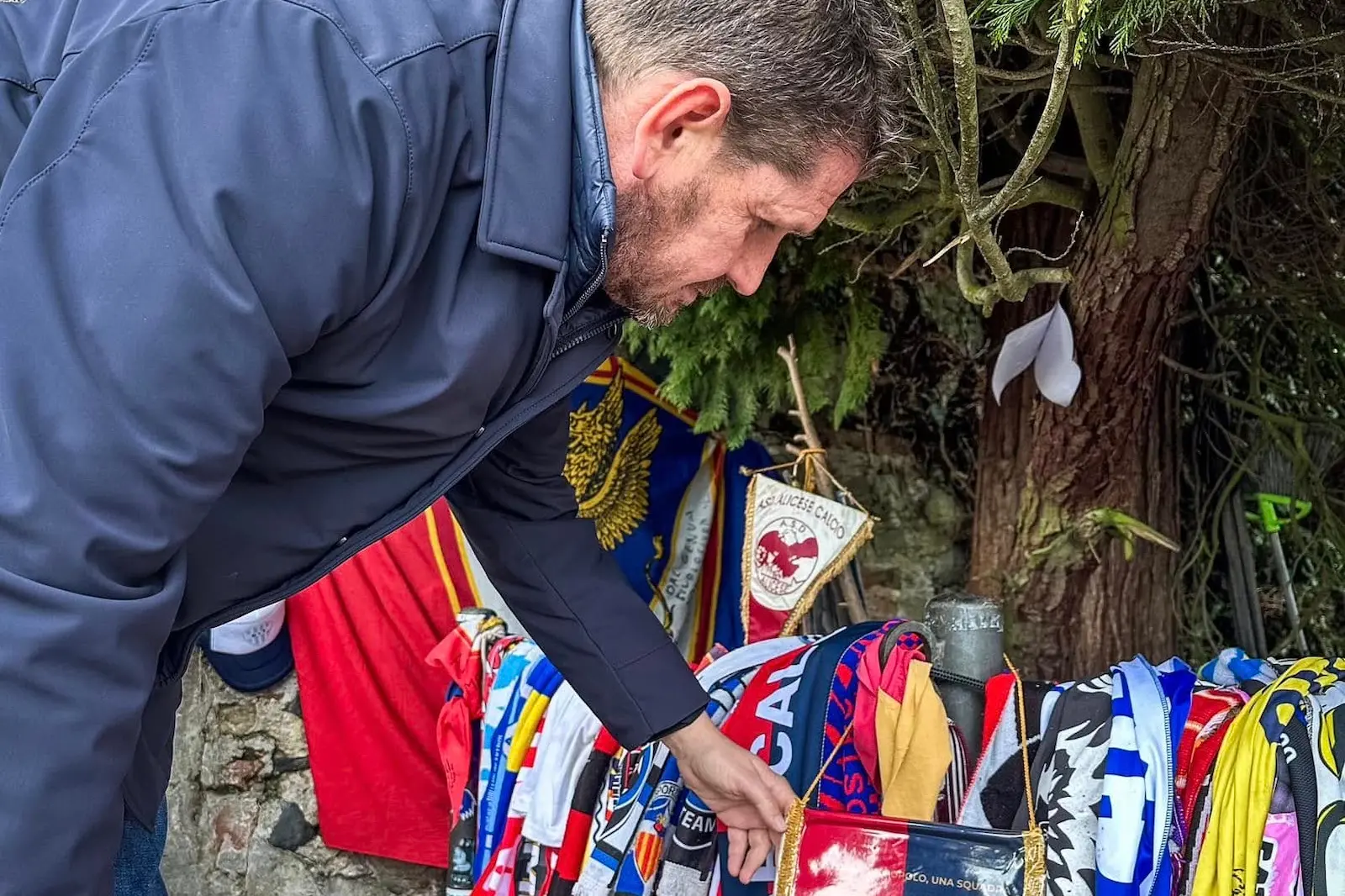 <p>foto: Cagliari Calcio</p>\\n