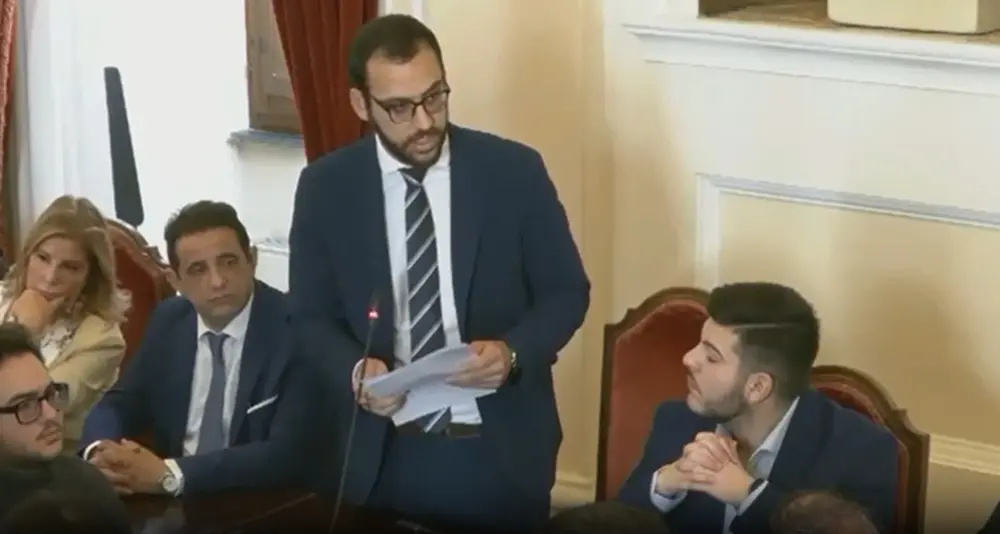 Sassari ricorda l'Olocausto: l'intervento del consigliere Ponti riflette sulla memoria storica