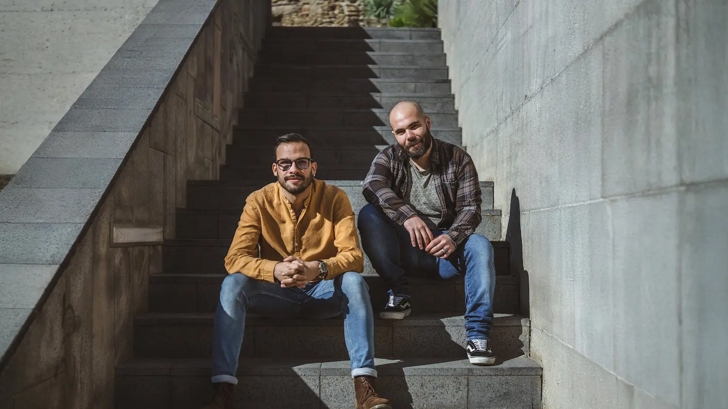 Gli algheresi Gionta i Riccardo pubblicano il nuovo videoclip “Asaf i Amira”