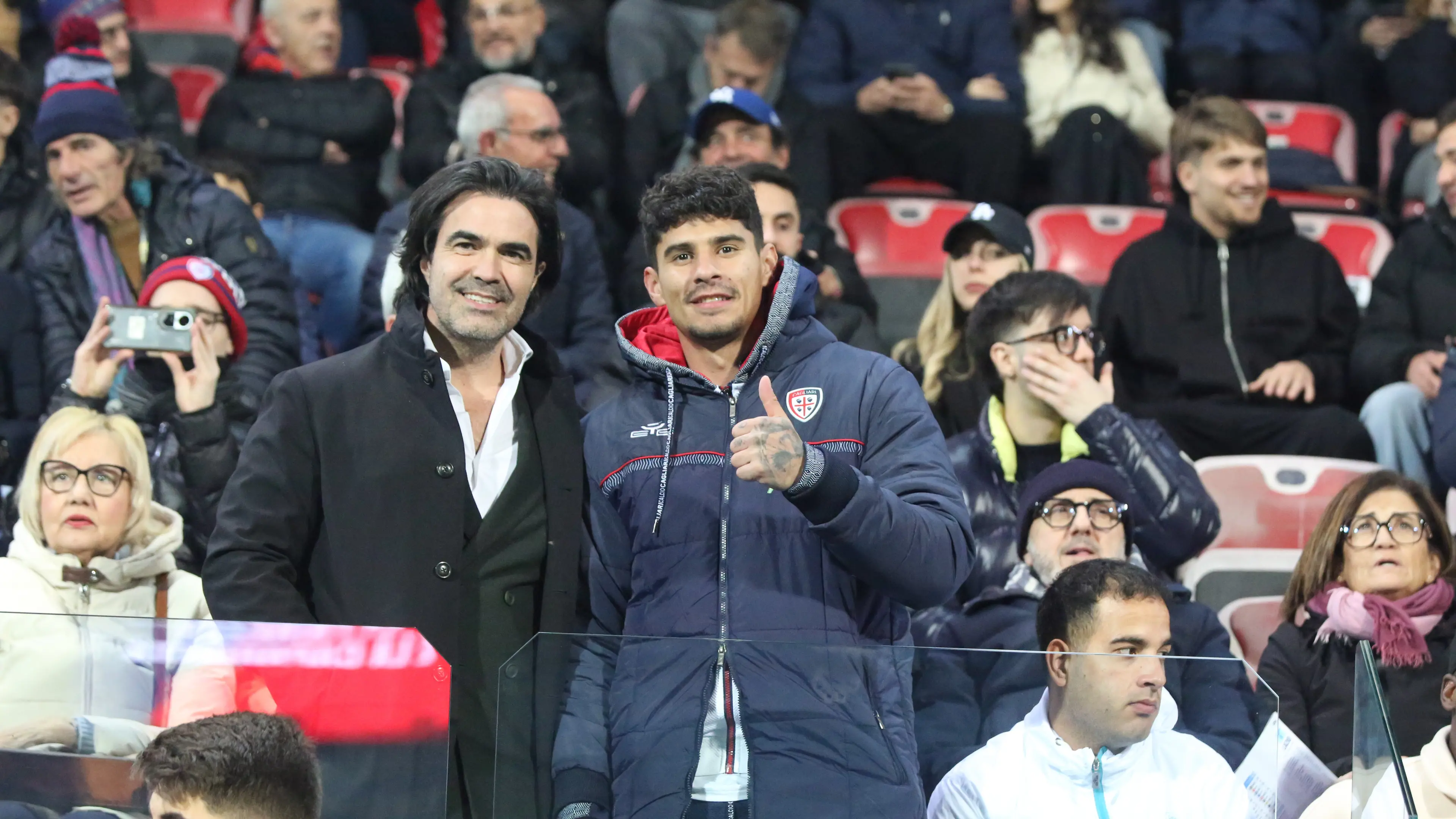 Dalla Romania al Qatar, ora in Sardegna: ieri in tribuna il nuovo acquisto del Cagliari Florinel Coman