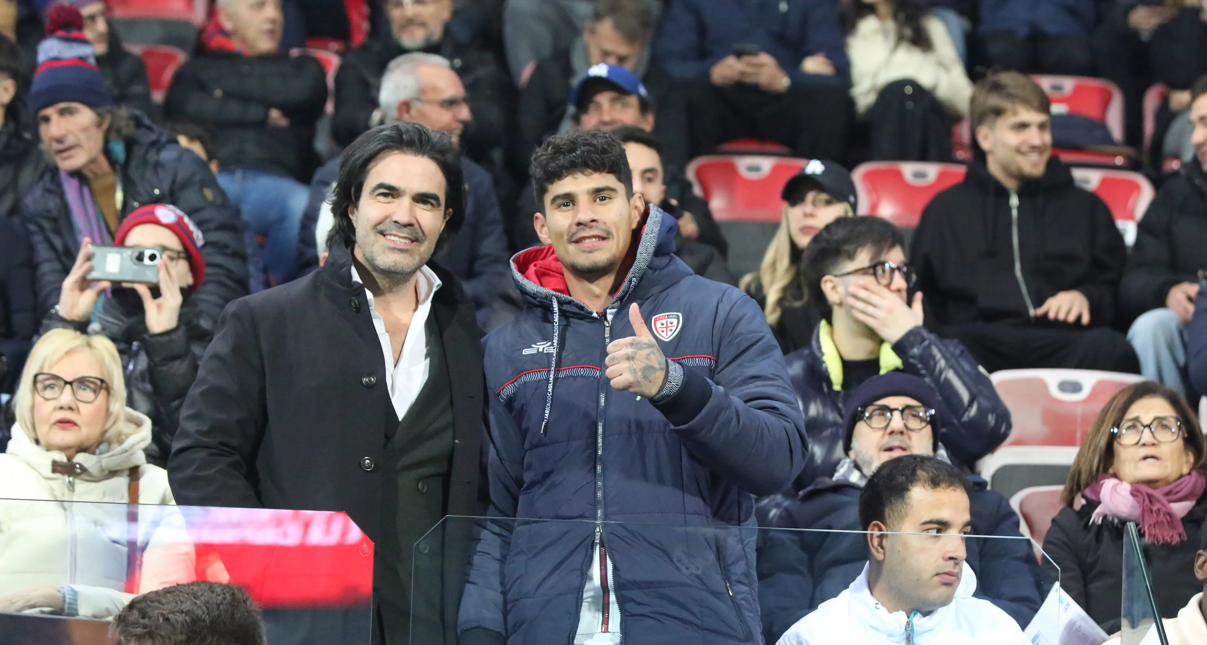 Dalla Romania al Qatar, ora in Sardegna: ieri in tribuna il nuovo acquisto del Cagliari Florinel Coman