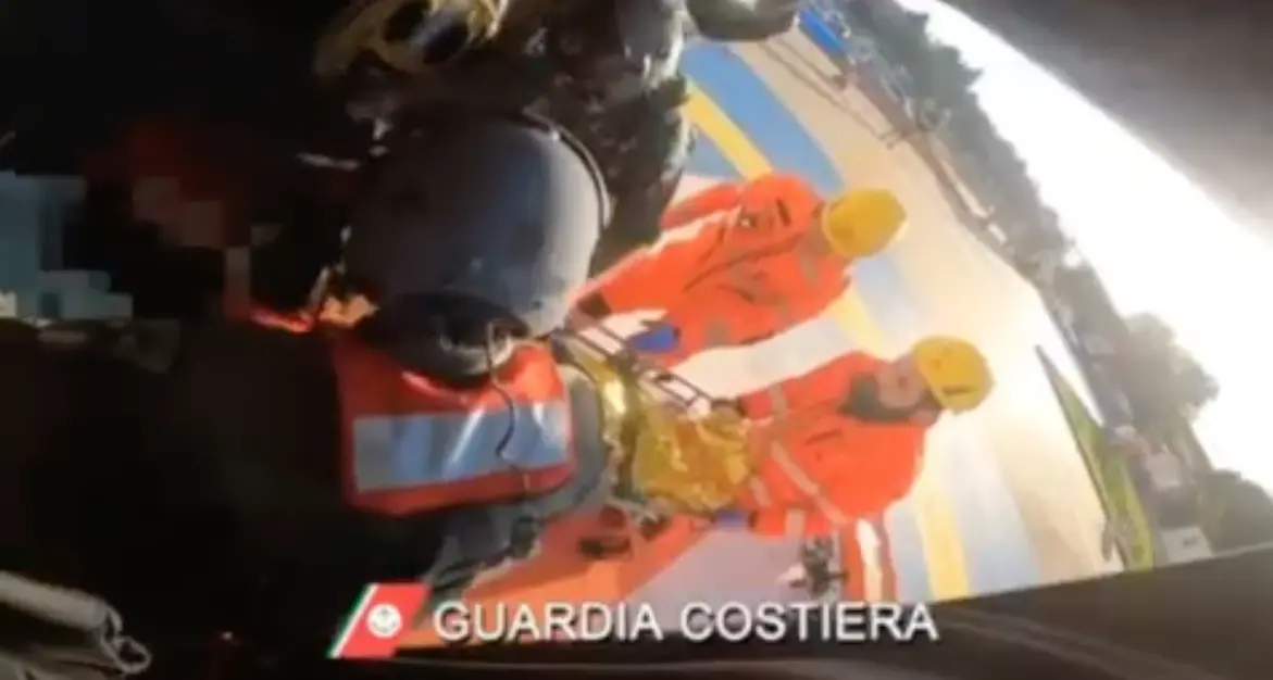 Malore su una nave: la Guardia Costiera di Cagliari soccorre una 33enne colta da ictus
