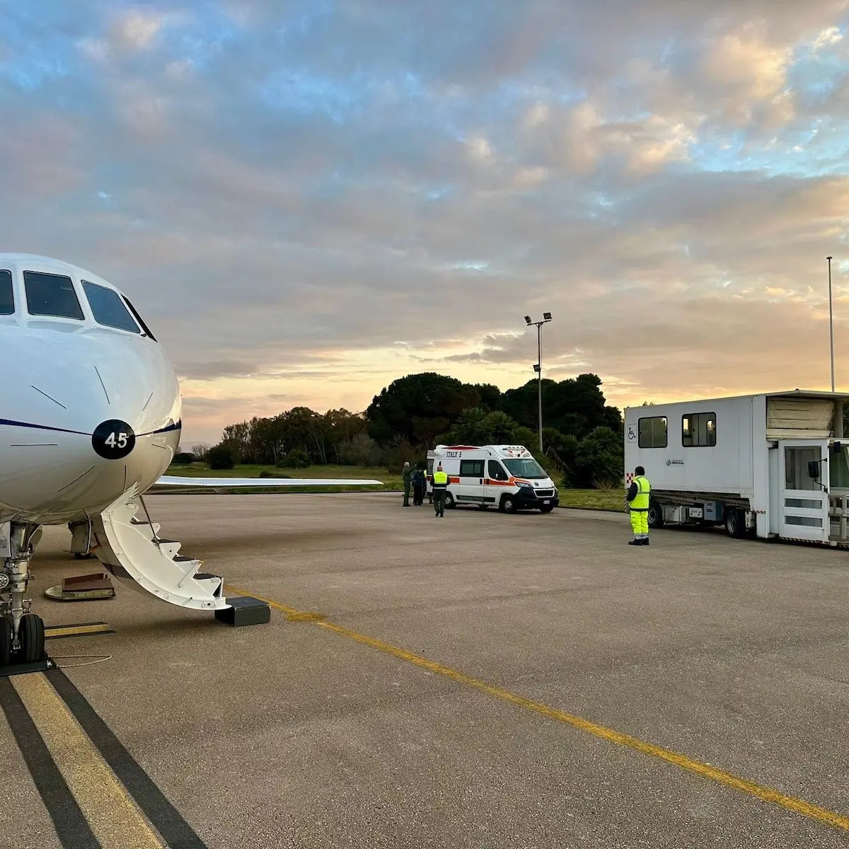 Volo salva vita da Alghero a Genova per un neonato di due mesi e mezzo