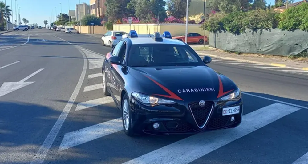 Laser contro equipaggio di un elicottero della Guardia Costiera: denunciato a Decimomannu