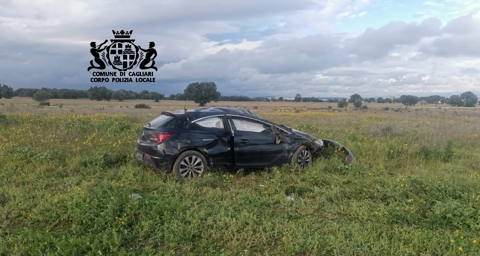 Grave incidente tra Cagliari e Pula: conducente operato d'urgenza