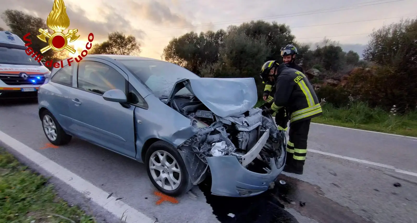 Brutto incidente tra Orosei e Cala Liberotto: tre auto coinvolte e quattro feriti