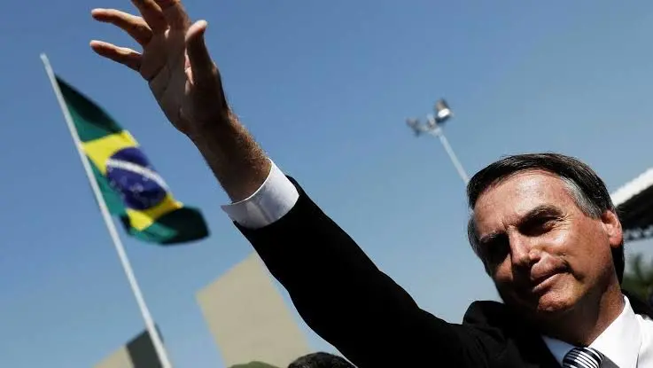 Brasile: arrestato l'ex presidente Jair Bolsonaro per violazione degli arresti domiciliari