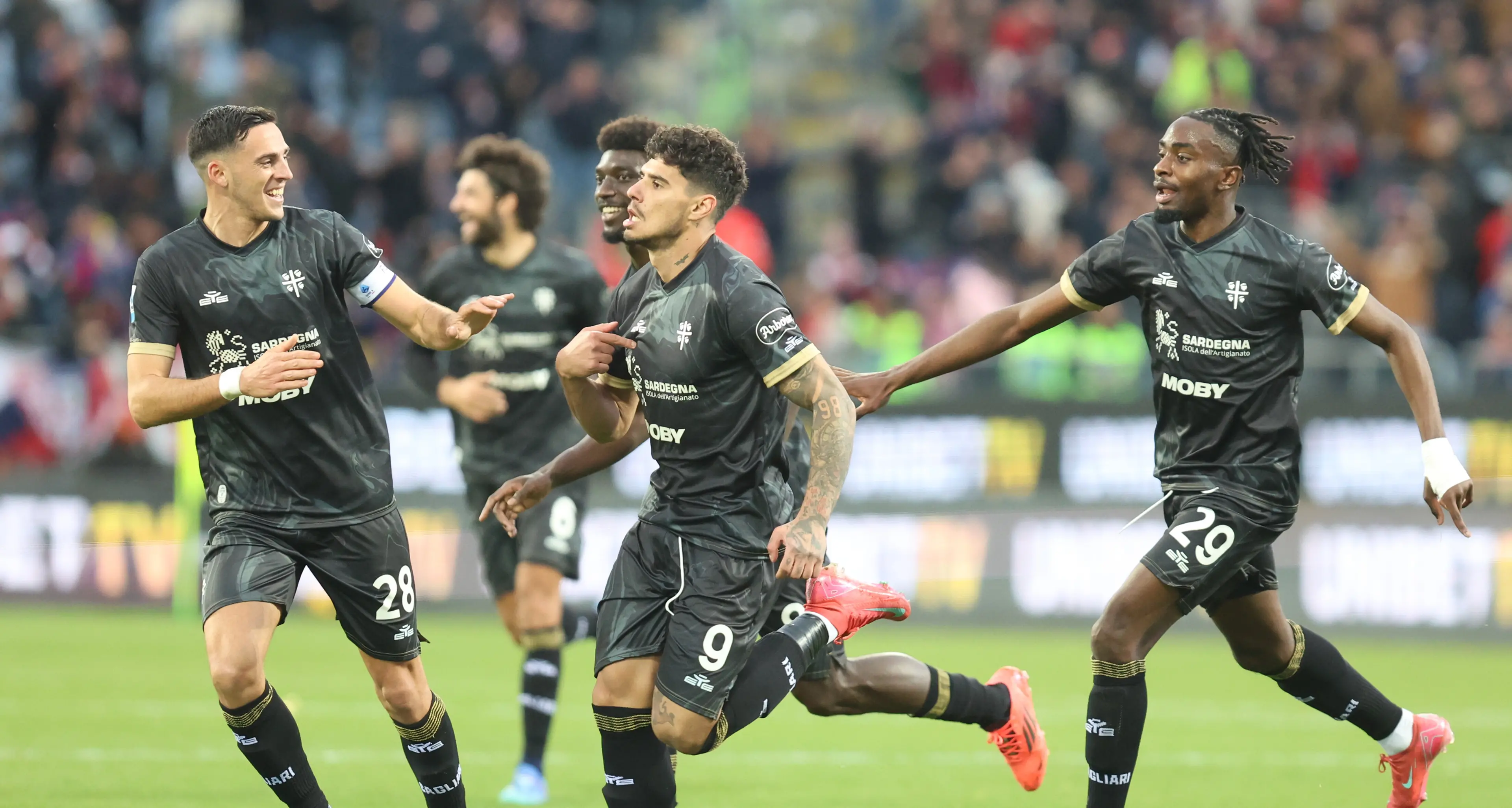 Domenica Cagliari-Juventus: sfida all’Unipol Domus tra obiettivi opposti