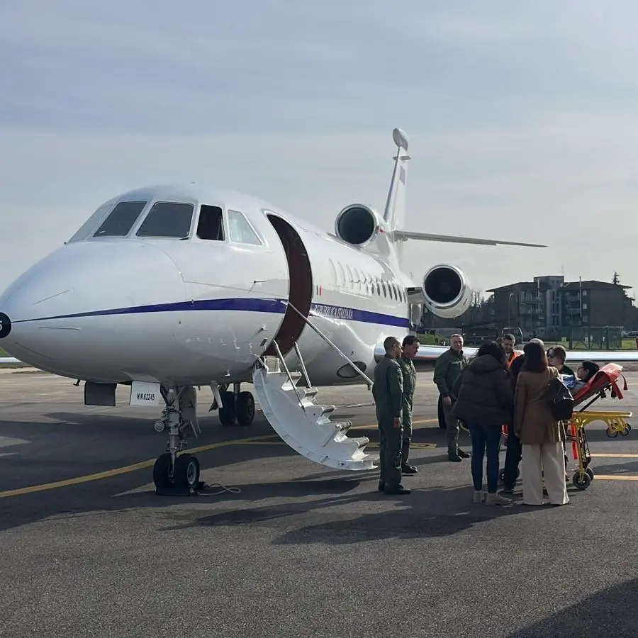 Neonato in fin di vita trasportato da Sassari a Roma