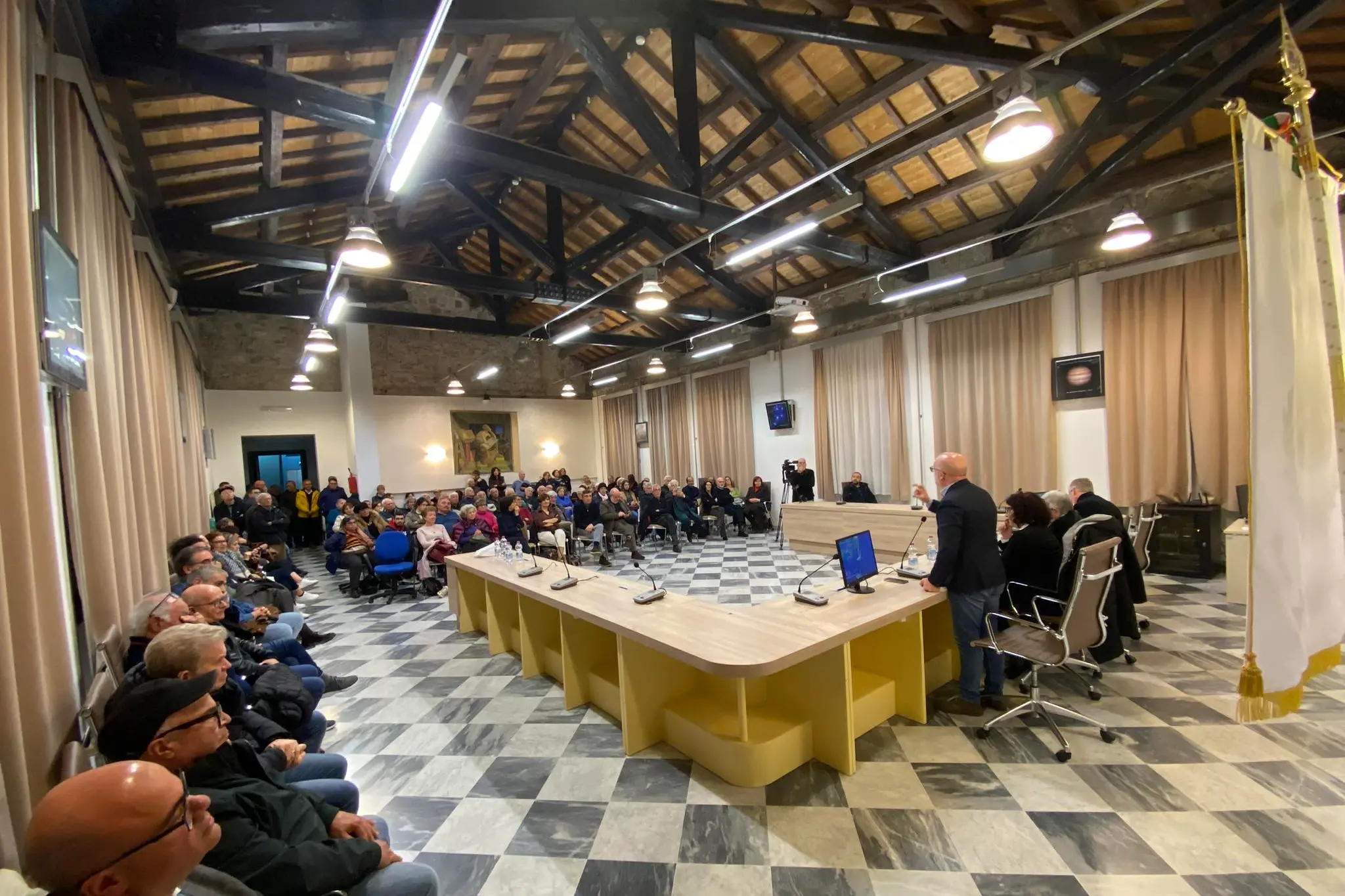<p>Foto Facebook Federazione Pd Ogliastra</p>\\n