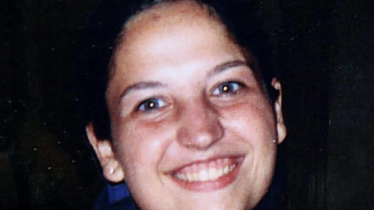 Garlasco, la nuova perizia: “Dna su unghie di Chiara compatibile con quello di Sempio”