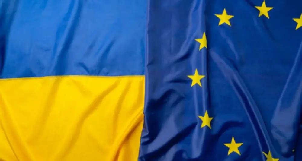 Cagliari si tinge di blu e giallo per l'Europa e l'Ucraina