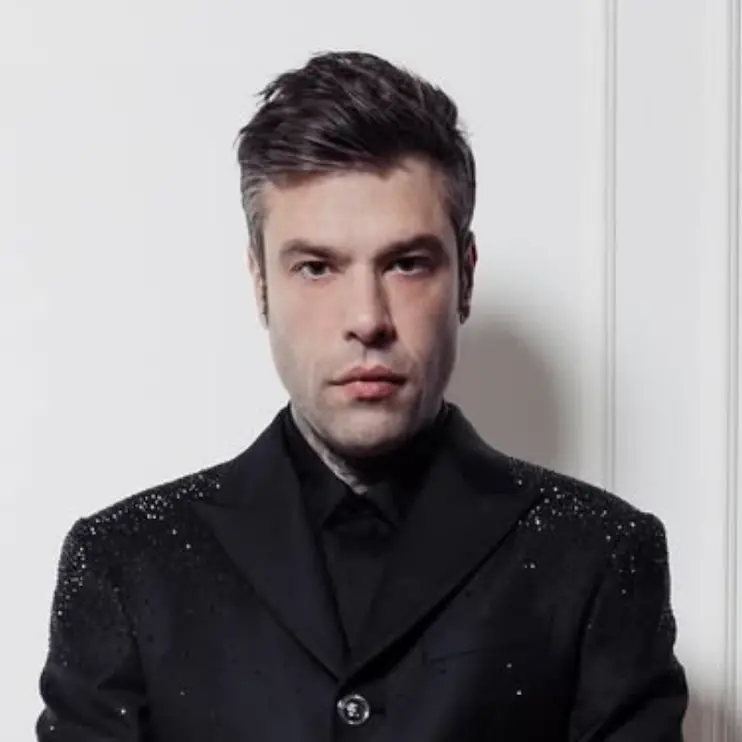 Capodanno 2026 a Oristano: Fedez in concerto gratuito in piazza Roma