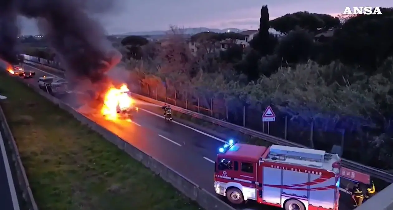 Assalto portavalori sull'Aurelia. Colpo multimilionario: \"Immagini da film\"