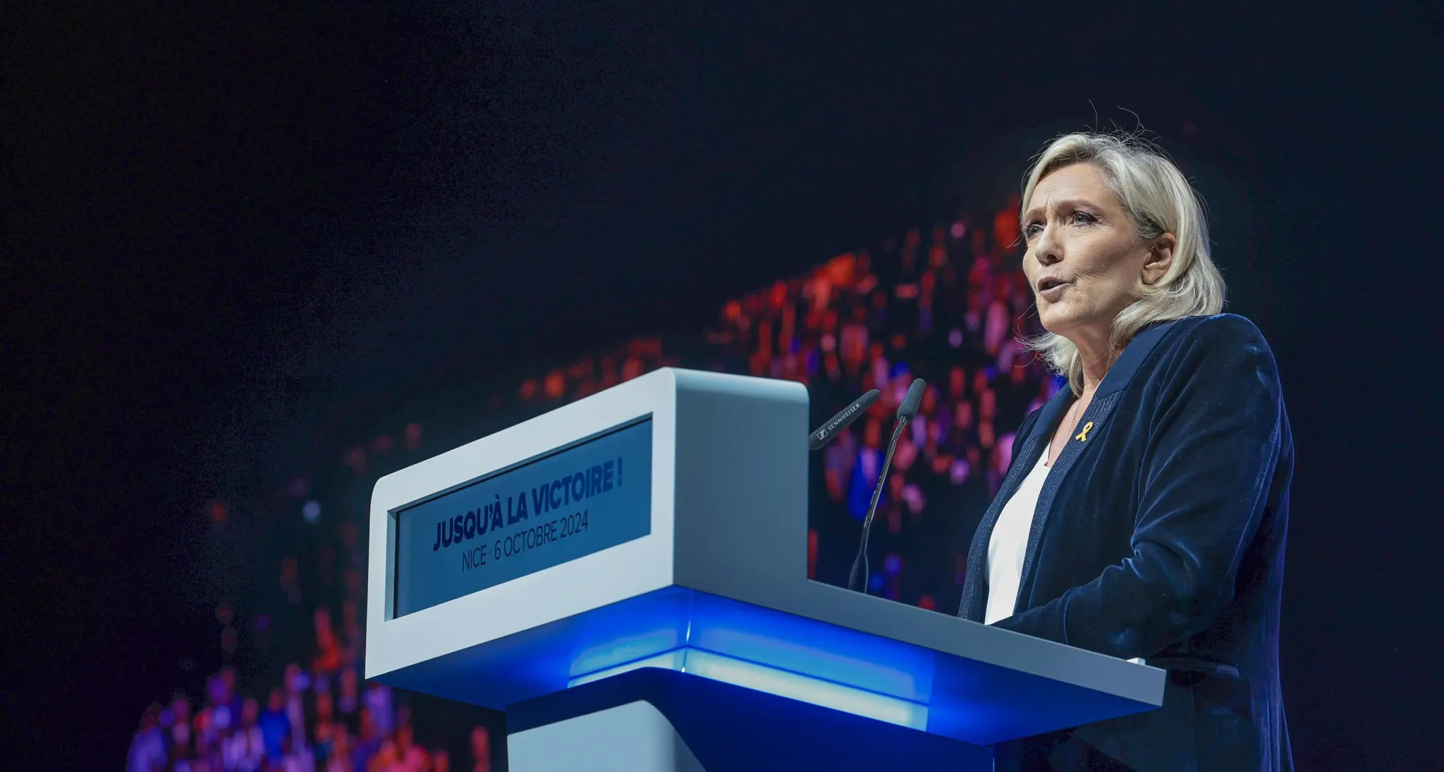 Le Pen: \"Decisione politica. Leggi di un regime autoritario: è un giorno funesto\"
