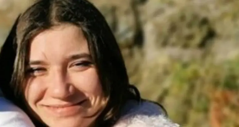 Morì a Ischia nel 2024: per gli inquirenti è femminicidio, si aggrava posizione del compagno