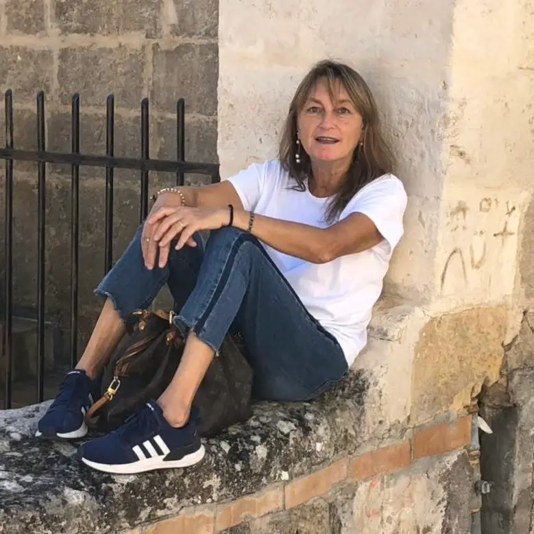 Schiacciata da letto contenitore: muore tragicamente ex consigliera di Alassio